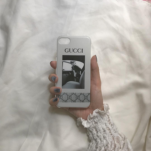 Iphoneケースは 作る 時代 有名ブランドのロゴをアレンジしたiphoneケースを真似したい Isuta イスタ おしゃれ かわいい しあわせ
