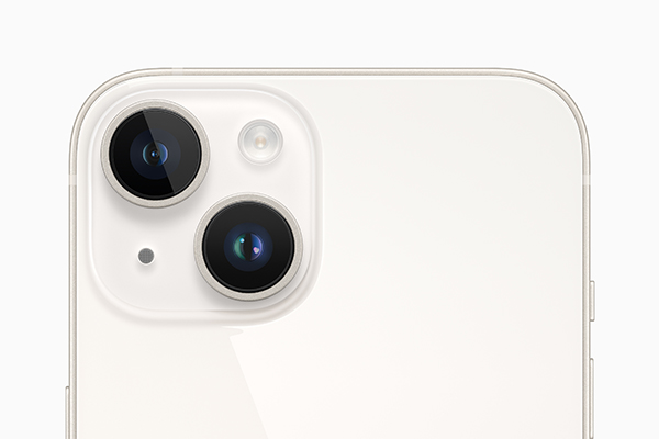 iPhone 14シリーズのカメラ機能には、カメラ機能には、明るさが足りない場所での撮影時に威力を発揮する『Photonic Engine』が搭載され、暗い場所でも美しい写真が撮影できるそう