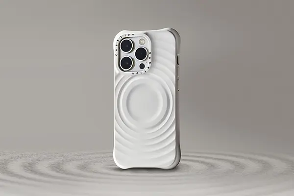 思わずうっとりしちゃう美しさ。CASETiFYから究極のシンプルさを追求した真っ白なiPhoneケースが誕生