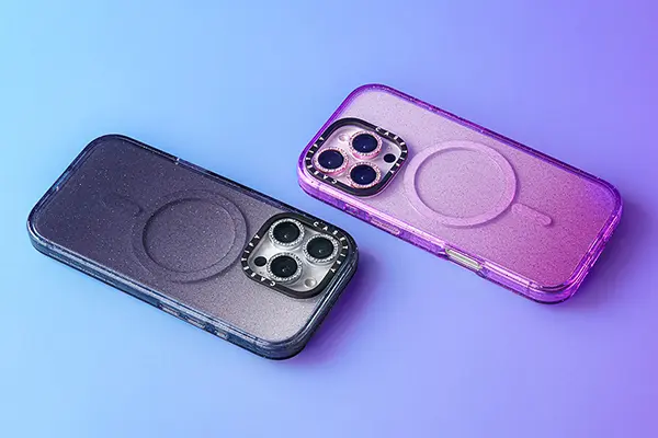 グローバルライフスタイルブランド「CASETiFY（ケースティファイ）」の「グリッタースマホケース」