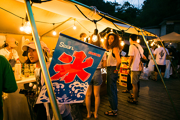 “DIY 野外シネマフェス”「MUJINTO cinema CAMP」♡10月に和歌山・長崎の無人島で開催決定！
