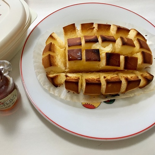 いつも冷やして食べてない？温めてもおいしい「北海道チーズ蒸しケーキ」のアレンジ方法をご紹介♡