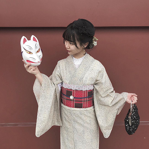今年の初詣は着物デートを楽しもう Snsで人気のレトロモダンなレンタル着物屋さんカタログ Isuta イスタ おしゃれ かわいい しあわせ