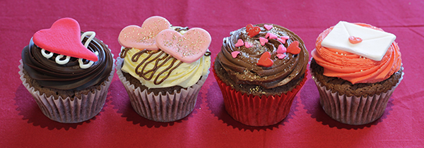 かわいさ100点♡ロンドン発の「ローラズ・カップケーキ 東京」からバレンタイン・カップケーキが発売