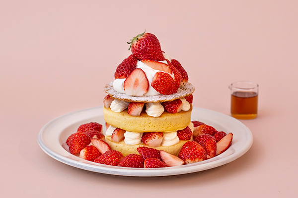 歴代no 1パンケーキも復活 J S Pancake Cafeにまっ赤なイチゴ尽くしの期間限定メニューが登場 ガジェット通信 Getnews