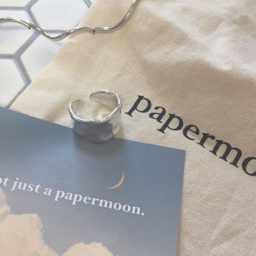 まるで天使からの贈り物みたい…。“papermoon”のラッピングの儚さが素敵すぎるってIGで話題なんです♡