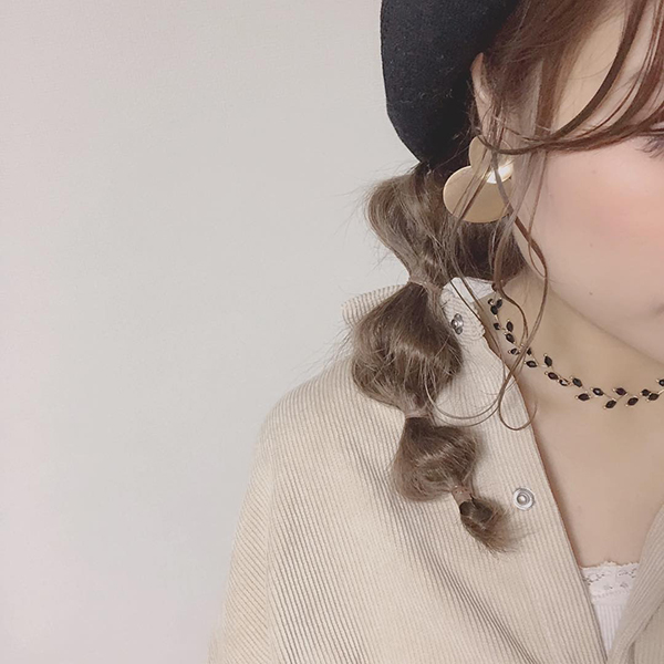 梅雨に映えるこなれヘアは「たまねぎアレンジ」で叶えられる♡5つのアレンジ方法をマスターしよ