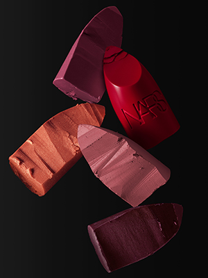 新製品「NARS リップスティック」のカラー展開は驚異の“全60色”！ブランドの原点となった12色も限定発売