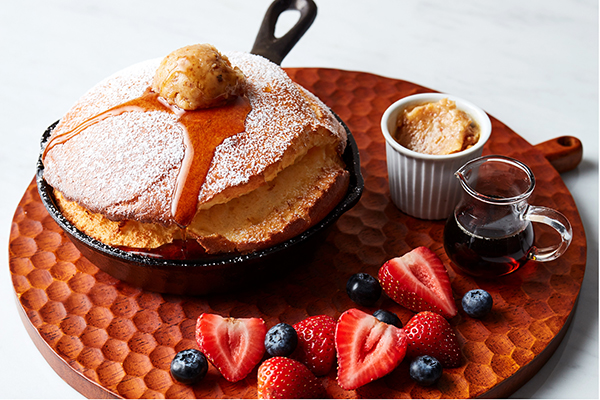J S Pancake Cafeのメニューがまもなく一新 フワフワな スキレットスフレパンケーキ は先行販売がスタート Isuta イスタ 私の 好き にウソをつかない