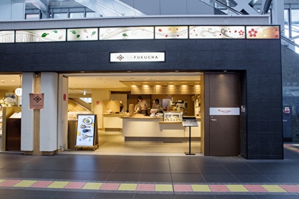 抹茶に恋した「いちご3姉妹」がテーマ♡京都駅・茶寮FUKUCHAに特製パフェが1日10食限定で登場します♩