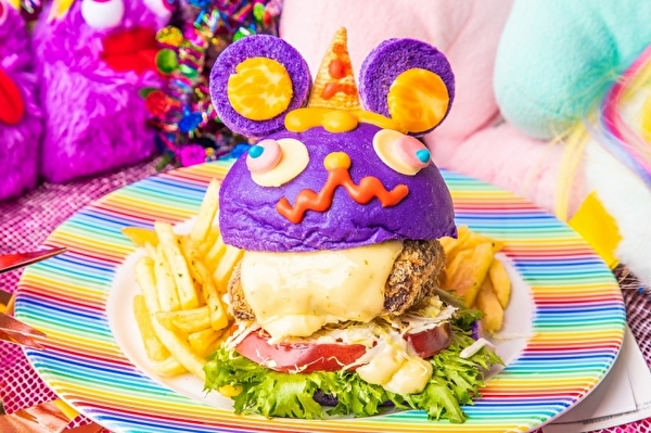 干支のねずみ×おめでたメニューもレインボー！年末年始はKAWAII MONSTER CAFE原宿のパーティーで盛り上がっちゃお♩