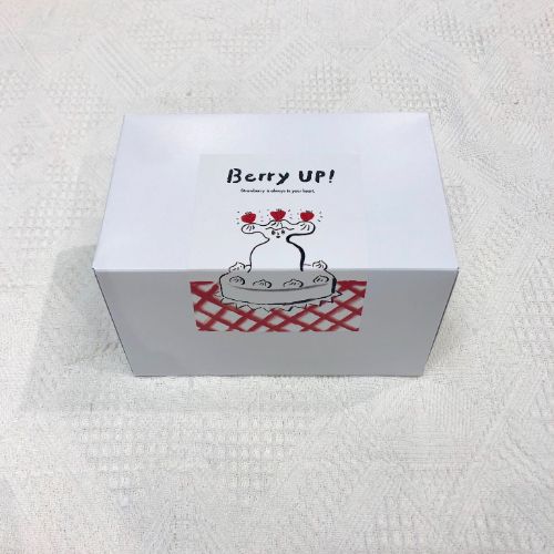 こんなにふわふわないちご大福初めて…♡限定いちごスイーツが登場した表参道の「Berry UP!」が見逃せない