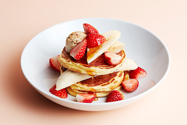 旬の苺をたっぷり使ったスイーツが登場♡J.S. PANCAKE CAFEの全店でストロベリーフェアがはじまります！