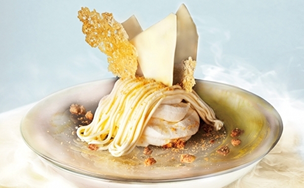 生モンブラン×北海道産チーズのマリアージュ♡ビブリオテークの人気デザートに待望の新作が登場します！
