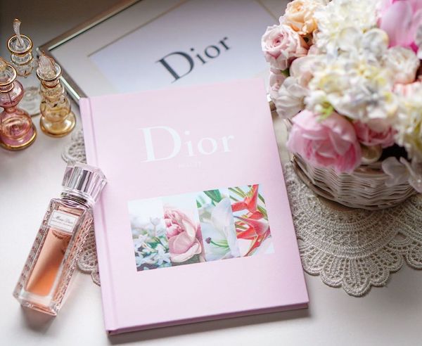あの Dior のノートが雑誌付録になるなんて 高見えするノートを使って自分磨きにチャレンジしてみない Isuta イスタ おしゃれ かわいい しあわせ