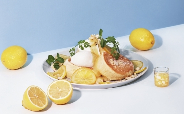 奇跡のパンケーキ Flipper S にレモンづくしの夏メニューが登場 2種類が味わえる欲ばりドリンクも気になる Isuta イスタ 私の 好き にウソをつかない