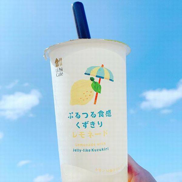 ぶるつるレモネード？くずきりが入ったローソンのレモネードが、新食感のさわやかヘルシーで真夏にぴったり♡