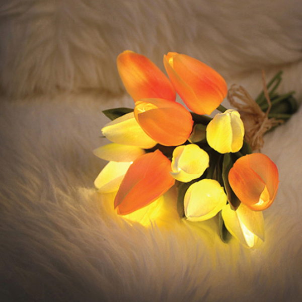 優し灯りに癒される♡フェミニンでかわいい『フラワーLEDライト』がヴィレヴァンオンラインに登場です！
