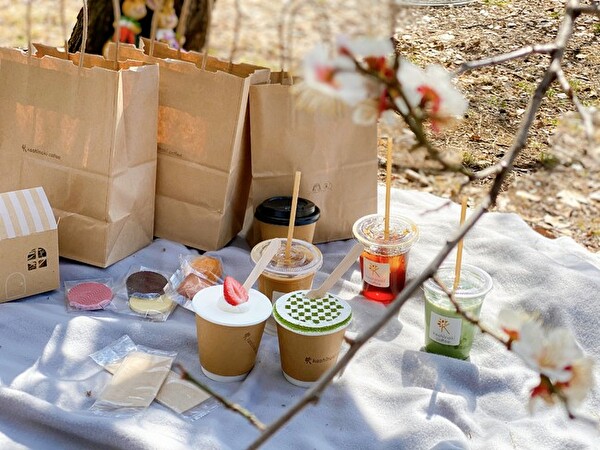 春のお散歩はカップ入りスイーツ＆本格コーヒーと一緒に。立川の「kashinoki coffee」が気になります