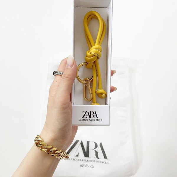 キーリング zara 【ZARA】お得に買えるおすすめの初夏アイテムをご紹介！おうちで“おこもりショッピング”はいかが？
