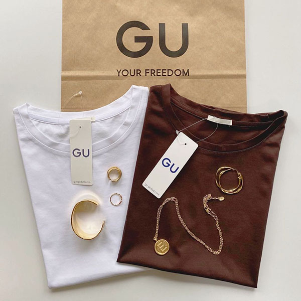 【GU】“イロチ買い”決定！夏コーデに欠かせない万能Tシャツ「マーセライズドT」が今なら590円で手に入る
