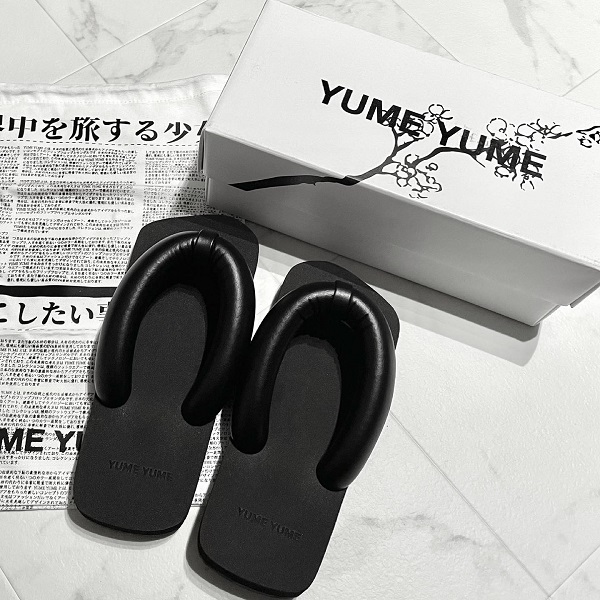 今年最後に買うサンダルはこれがいい。「YUME YUME」で足元から個性を 