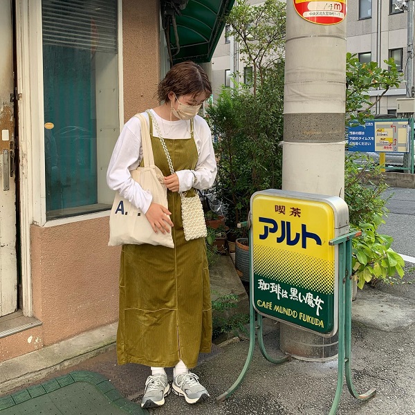 逆に新鮮味があると人気の“喫茶店巡り”。緑の空間に包まれた大阪の「アルト」は、昭和レトロなモーニングが魅力