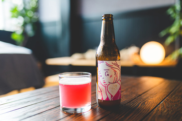 色っぽかわいい、宝石みたいな“フルーツビール”。ピンクルビー色の「AIka」が低アルコールで飲みやすいかも