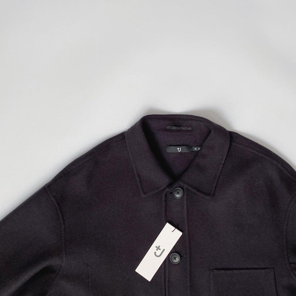 ユニクロ「＋J」の隠れ名品「ウールシャツジャケット」が2000円オフ！洗練シルエットと高級感がたまりません