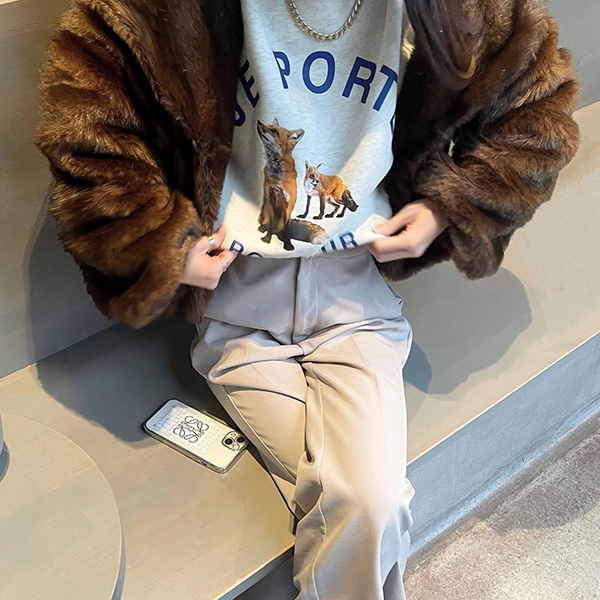 nugu FOX FLUFF SWEATSHIRT キツネ キツネスウェット狐