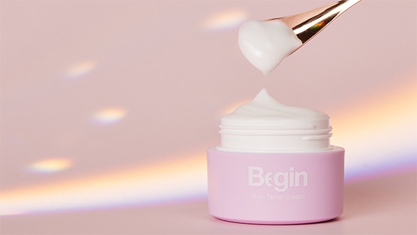 みずみずしさが溢れる「Begin」の保湿クリーム『icon facial cream』