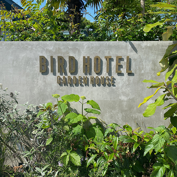 鎌倉「BIRD HOTEL - GARDEN HOUSE -」の外観