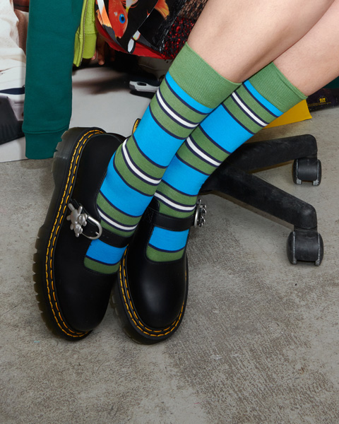 「DR. MARTENS」と「HEAVEN BY MARC JACOBS」のコラボアイテム「ADDINA DS BEX HMJ メリージェーンシューズ」