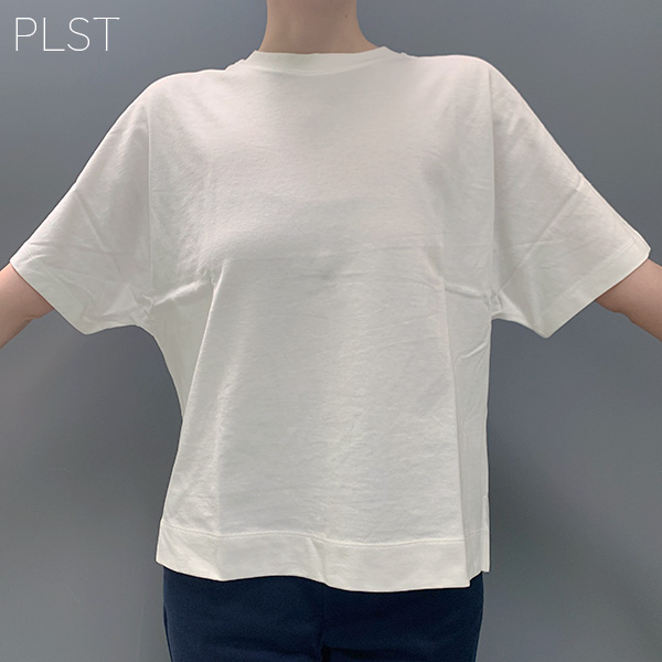 PLSTの「クールタッチコットンボックスTシャツ」の特徴的なドルマンスリーブ