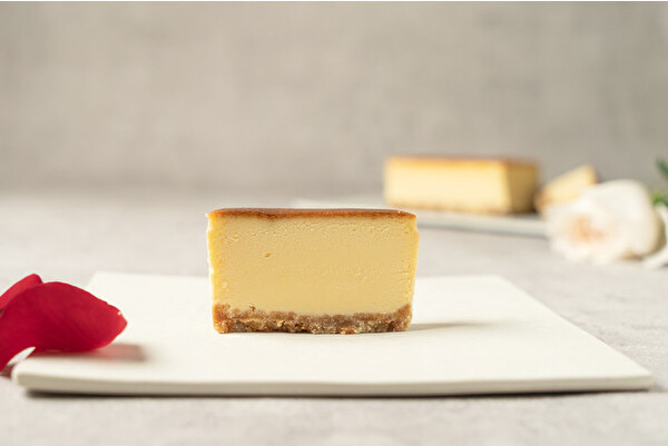 CINQ CHEESE CAKE、新作「BAKED ROSE」