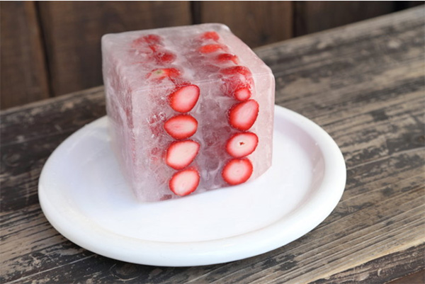 「ukafe」で使用されている「苺氷り」