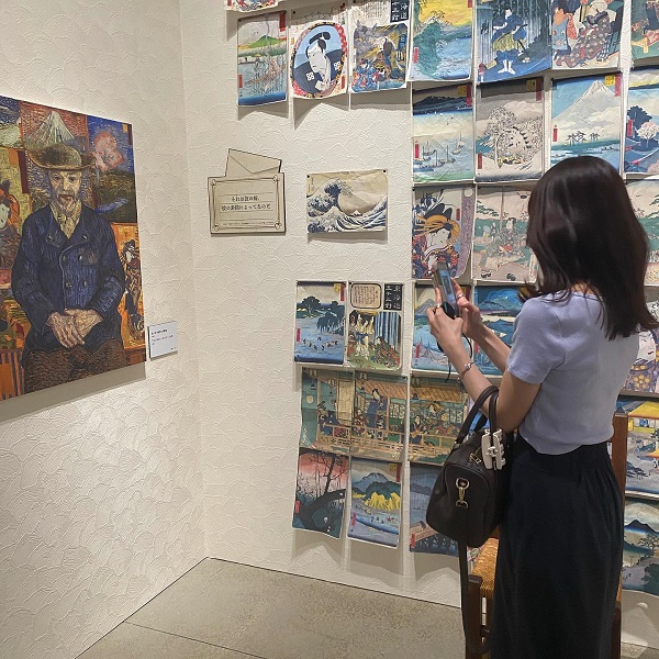 角川武蔵野ミュージアムの体験型ゴッホ展の絵画