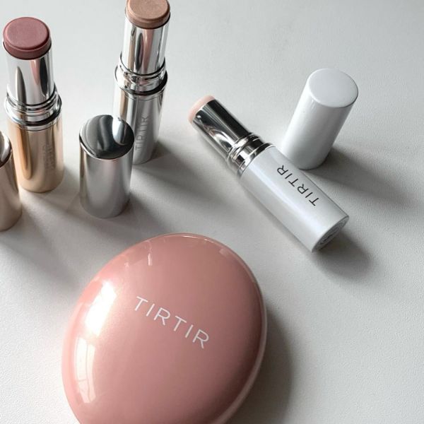 TIRTIR（ティルティル）の「TIRTIR MY GLOW HIGHLIGHTER」