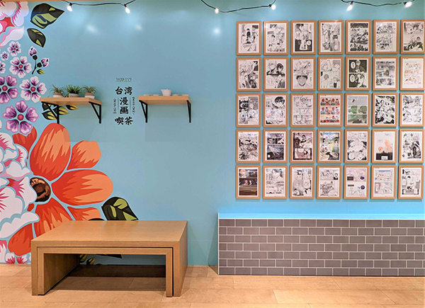 ブルーのデザインにきゅん…！台湾グルメと人気マンガを楽しめる「台湾漫画喫茶」が日本橋にオープンしたよ