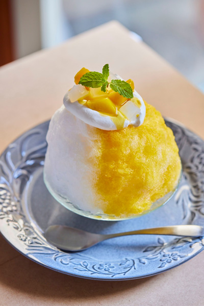 wired bonbon ルミネ新宿で味わえる「アーモンドミルクのマンゴーレアチーズ風かき氷」