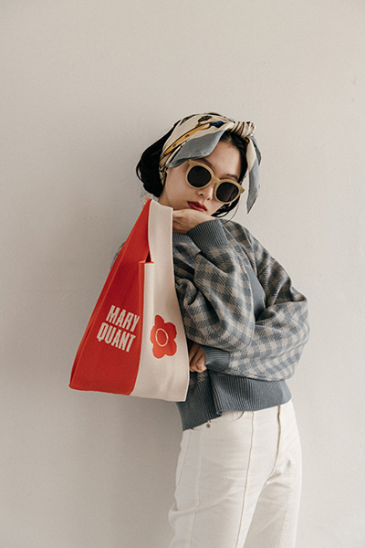 MARY QUANTとPUBLUXのコラボアイテム「Patterned All Over Knit Bag」