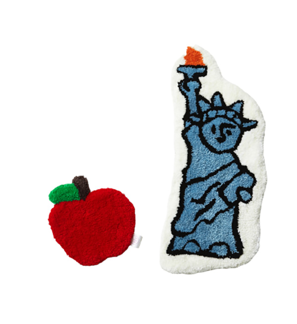 アワー・リトル・スカイの「りんご」と「自由の女神」のラグ