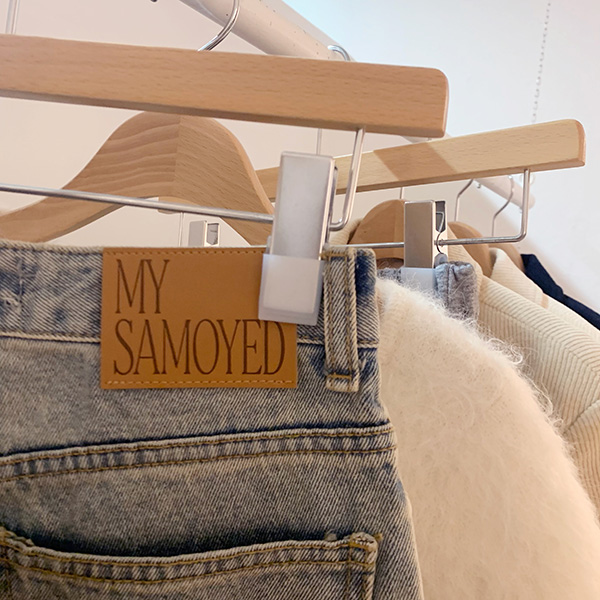 Samoyedで人気の高いオリジナルジーンズ「365 Day Denim」