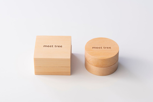 「meet tree」の「HINOKI リップバーム」