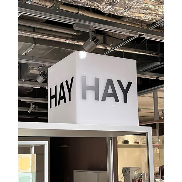 東京・表参道GYRE内にある北欧インテリアショップ「HAY TOKYO」
