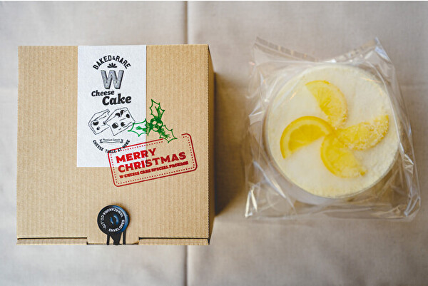 オンラインショップ「CheeseTable at Home」のクリスマス限定パッケージ「“ベイクド&レア”ダブルチーズケーキ」