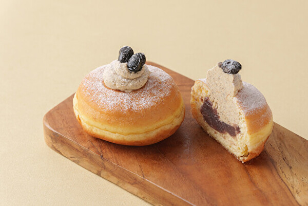 koe donuts kyotoのホリデーシーズン限定「ふわふわ きな粉あんバタークリーム」
