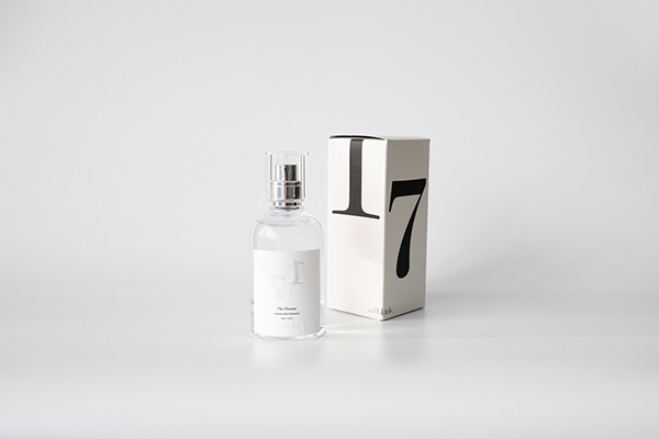 「inch blank＿.」の「17inch series　PERSONAL SPACE FRAGRANCE」