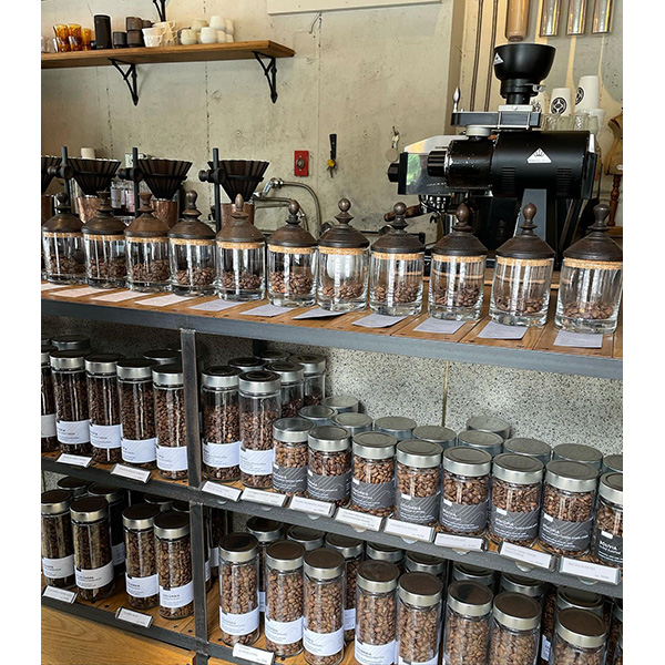 東京・神保町にあるシングルオリジンコーヒー専門店「GLITCH COFFEE & ROASTERS」