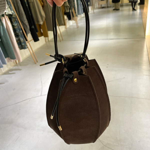 ビューティフルピープルの2023年秋コレクションのバッグ、「balonn bag in artificial leather」